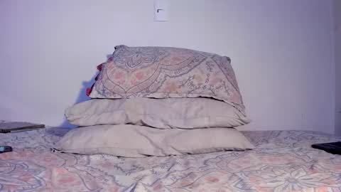 latinsecretfantasy online show from 11-01-25, 12:34