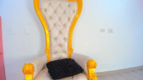 LEANDRO online show from 12-28-24, 03:04