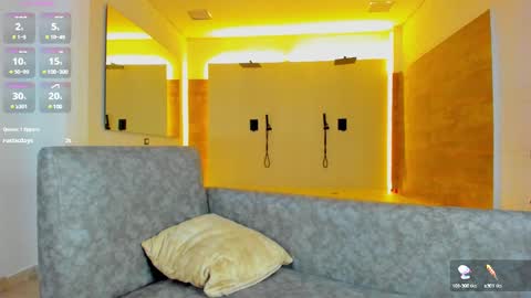 LEANDRO online show from 01-28-25, 03:04