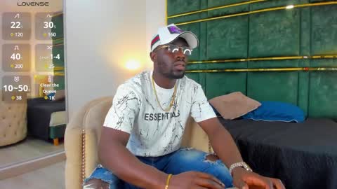 LEANDRO online show from 02-05-25, 11:02