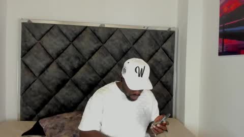 LEANDRO online show from 10-01-25, 03:45