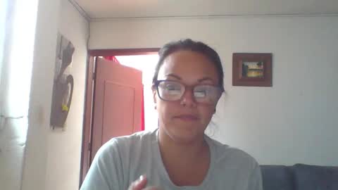 Laura online show from 02-15-26, 06:59