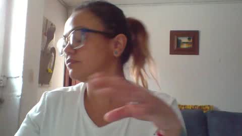 Laura online show from 02-24-26, 03:54