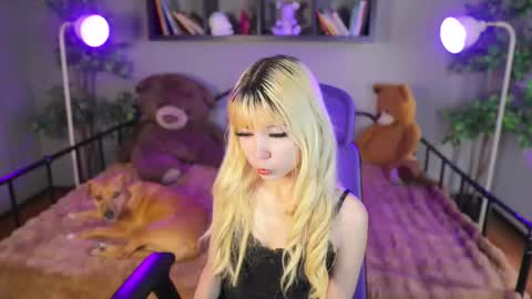 laukyubey1 online show from 10-12-25, 08:30