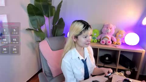 laukyubey1 online show from 10-15-25, 09:04