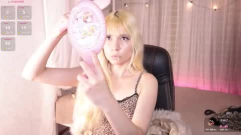 Snapshot of laukyubey1 chatting on 01-05-26, 07:28 laukyubey1 online show from 01-05-26, 07:28