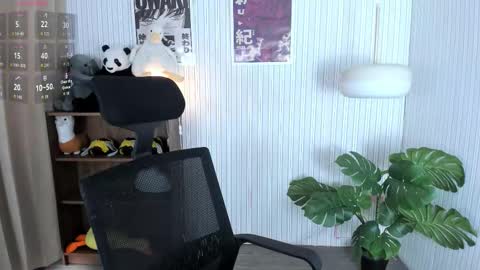 Snapshot of laukyubey1 chatting on 02-02-26, 08:29 laukyubey1 online show from 02-02-26, 08:29