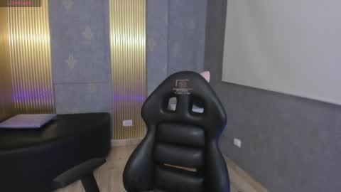 laulin_tay online show from 04-08-26, 03:17