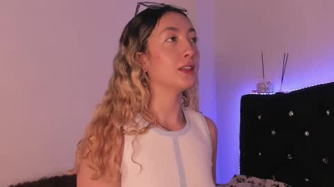 Lau Miller online show from 11-25-25, 03:39