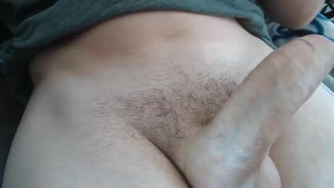 Snapshot of launeeee1 chatting on 12-28-24, 07:22 launeeee1 online show from 12-28-24, 07:22