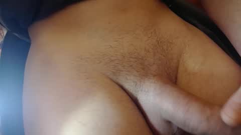 Snapshot of launeeee1 chatting on 10-10-25, 02:49 launeeee1 online show from 10-10-25, 02:49
