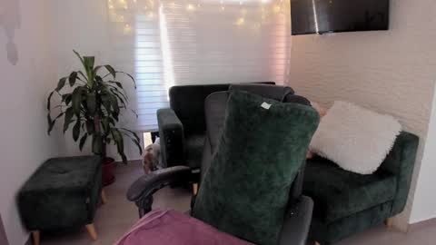 laura cruz online show from 01-22-25, 11:34