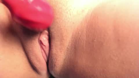 Snapshot of laura__js_ chatting on 11-25-25, 05:40 laura__js_ online show from 11-25-25, 05:40