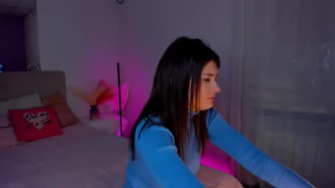 Laura online show from 02-09-25, 09:26