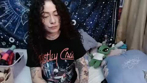  Wen  online show from 12-10-24, 09:33