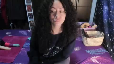 Snapshot of laura_anal_ chatting on 11-25-25, 02:28 Wen online show from 11-25-25, 02:28