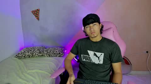 laura_and_kevin online show from 11-20-25, 03:12