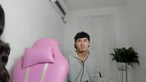 laura_and_kevin online show from 01-10-26, 07:48