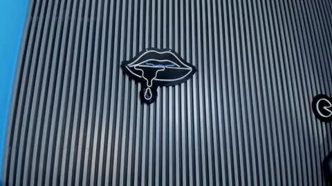 Laura online show from 02-20-25, 06:57