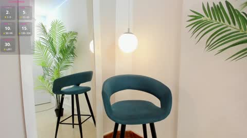 Snapshot of laura_bonnet_ chatting on 01-27-25, 04:20 Laura Bonnet  online show from 01-27-25, 04:20