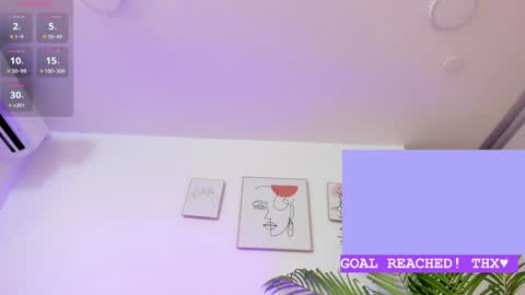 Snapshot of laura_bonnet_ chatting on 02-06-25, 07:35 Laura Bonnet  online show from 02-06-25, 07:35