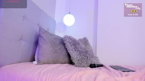 Snapshot of laura_bonnet_ chatting on 02-09-25, 11:58 Laura Bonnet  online show from 02-09-25, 11:58