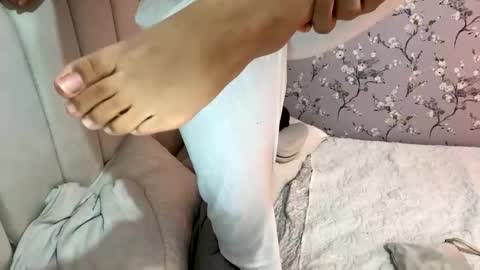 laura online show from 01-20-25, 03:15