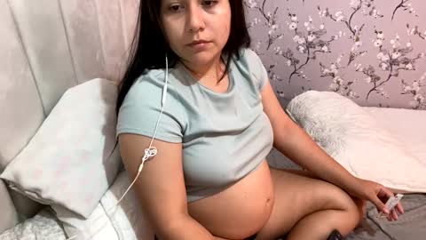 laura online show from 01-22-25, 02:37