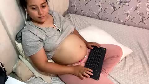 laura online show from 02-22-25, 06:50