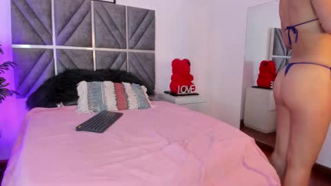 laura_dicardy online show from 09-10-25, 07:47