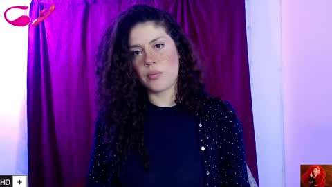 weedcam Curly Laura OF    online show from 02-19-25, 06:21