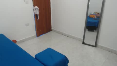 laura_foxx2379 online show from 01-07-26, 05:04