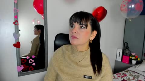 laura hotties online show from 02-17-26, 12:45