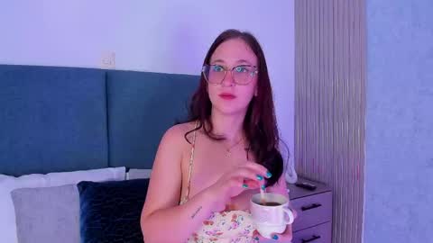 LauraIvy online show from 04-24-26, 01:13