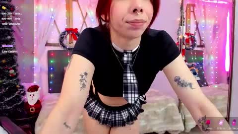 Snapshot of laura_olssen chatting on 12-04-25, 12:36 Kate online show from 12-04-25, 12:36