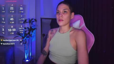 Snapshot of laura_r23 chatting on 01-03-25, 11:23 Laura Rose online show from 01-03-25, 11:23