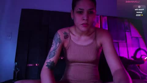 Snapshot of laura_r23 chatting on 01-26-25, 11:08 Laura Rose online show from 01-26-25, 11:08