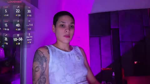 Snapshot of laura_r23 chatting on 02-01-25, 11:58 Laura Rose online show from 02-01-25, 11:58