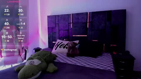 Snapshot of laura_r23 chatting on 03-01-25, 03:38 Laura Rose online show from 03-01-25, 03:38