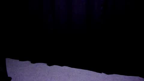 Snapshot of laura_r23 chatting on 09-14-25, 06:12 Laura Rose online show from 09-14-25, 06:12