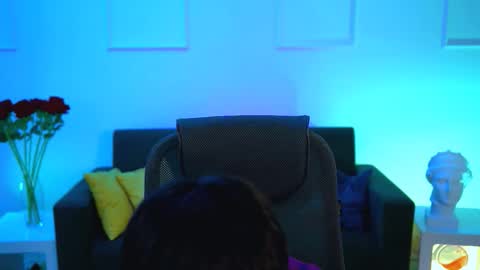 lauradavidsons online show from 10-12-25, 04:06