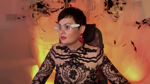 lauradavidsons online show from 10-26-25, 06:25