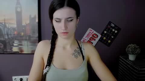 Laura online show from 01-31-25, 03:33