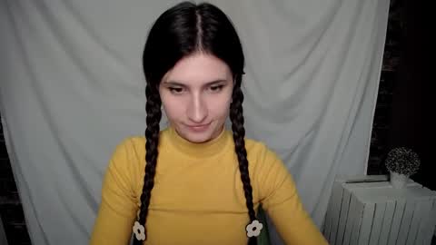 Laura online show from 02-16-25, 08:43