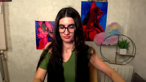 Laura online show from 10-30-25, 12:56