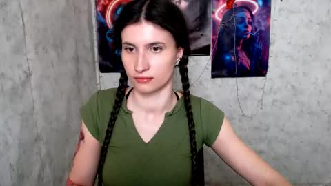 Laura online show from 04-19-26, 06:56