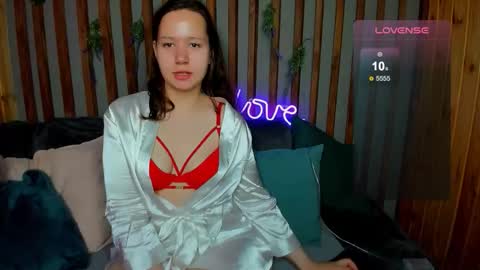 Laura online show from 09-29-25, 09:14