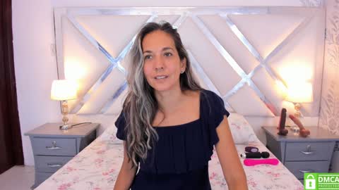 Snapshot of laurafarrely chatting on 12-02-24, 06:09 Laura online show from 12-02-24, 06:09