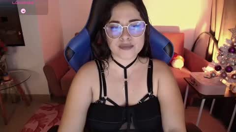 Snapshot of laurahawkes chatting on 01-24-25, 12:42 laura online show from 01-24-25, 12:42