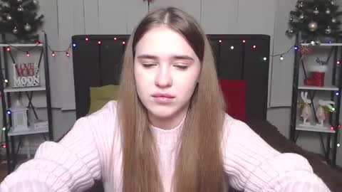 LauraHlot online show from 01-14-25, 10:12